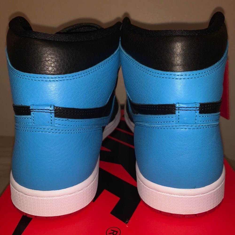 Jordan 1 High OG UNC to CHI(Size 13 m/14.5 w) - Picture 6 of 8
